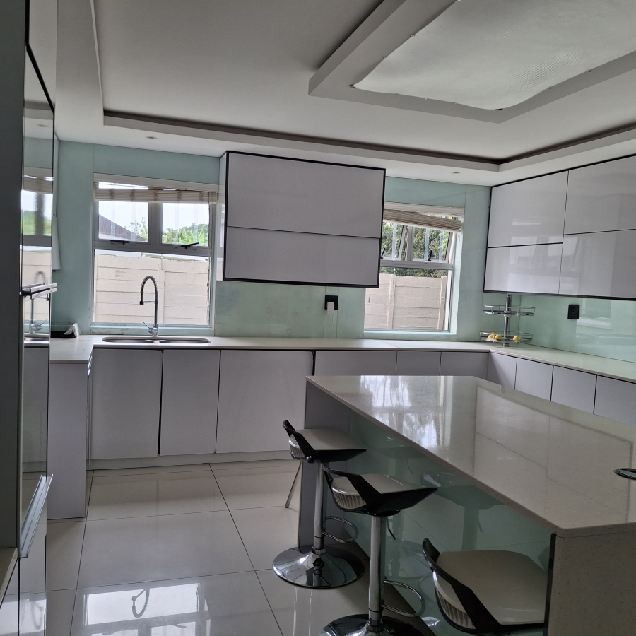 To Let 3 Bedroom Property for Rent in Vincent Eastern Cape